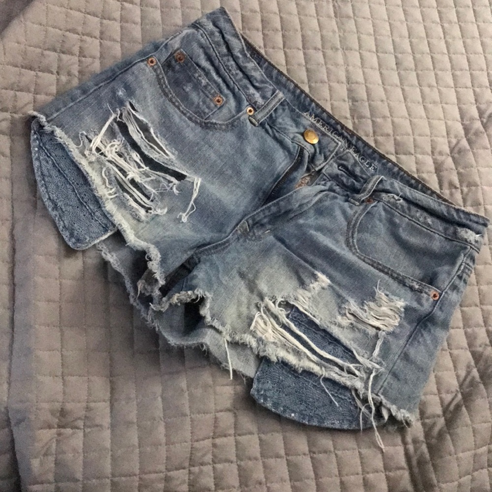 American Eagle Jean Shorts with Blue Pockets